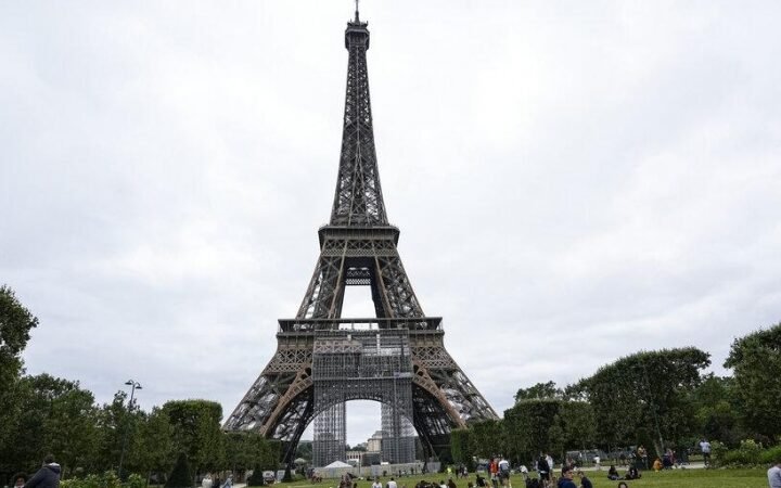 France requires Covid pass for Eiffel Tower, tourist venues