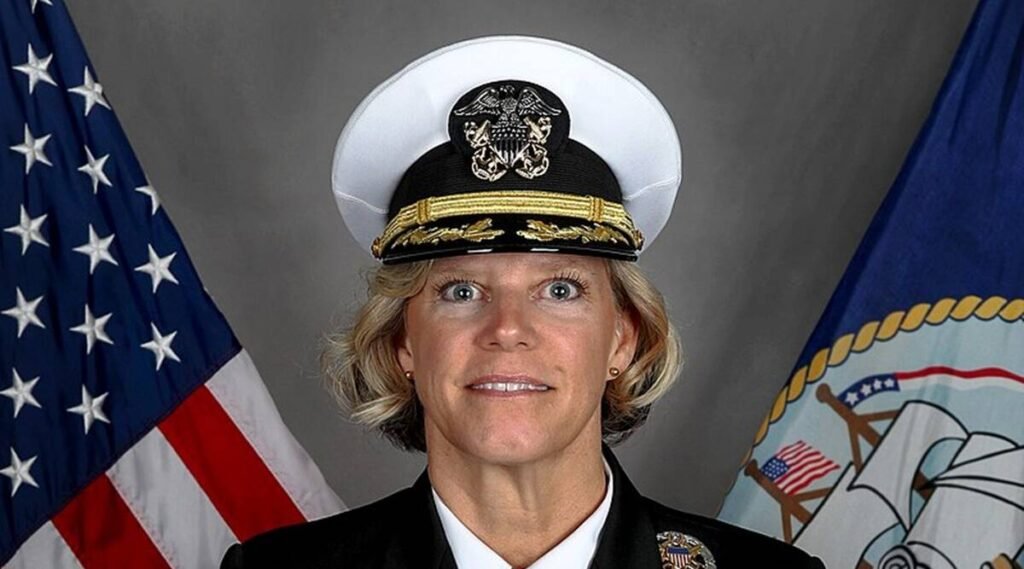 Bauernschmidt previously served as the commanding officer of Helicopter Maritime Strike Squadron 70 and the amphibious transport dock San Diego. 